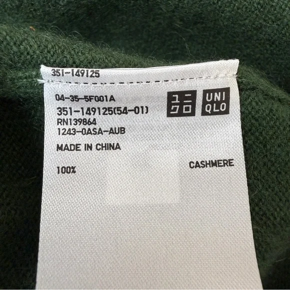 Uniqlo Men's 100% Cashmere V-Neck Sweater Dark Green L